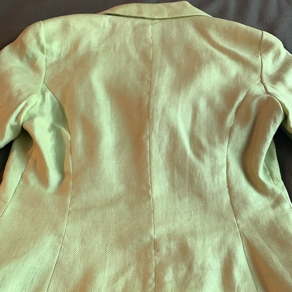 Coldwater Creek green jacket. Three buttons. Ruffled detailing bottom. Size 8 - Picture 11 of 11
